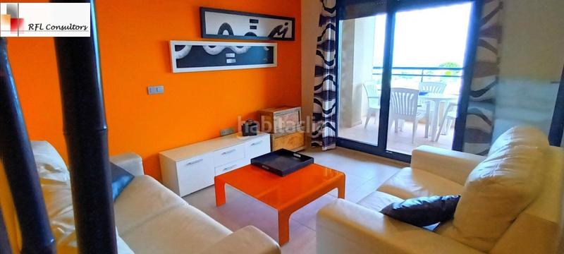 Foto 9834c3e6-9a08-40aa-90d2-c87d30ffc2c5. Alquiler apartamento  en primera linea en urbanizacion con piscina !!! en Torreblanca