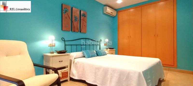 Foto eb879656-d2a0-4b92-b637-1929f5581251. Alquiler apartamento  en primera linea en urbanizacion con piscina !!! en Torreblanca