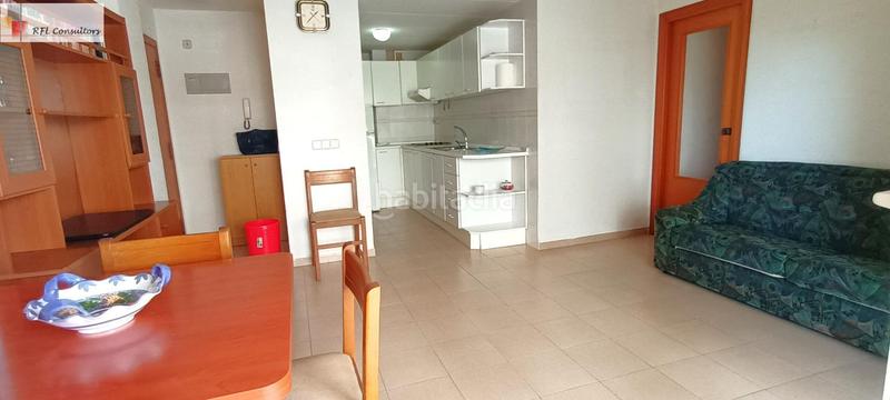Foto 309506f5-34ce-4a2b-9fb1-c0c4fa103a2a. Rent apartment with parking in Torreblanca