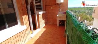 Apartament a Torreblanca. Gran piso esquinero