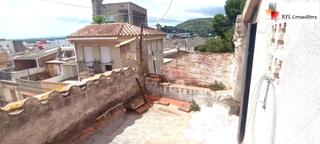 Masia a Torreblanca. Casa de pueblo en casco antiguo