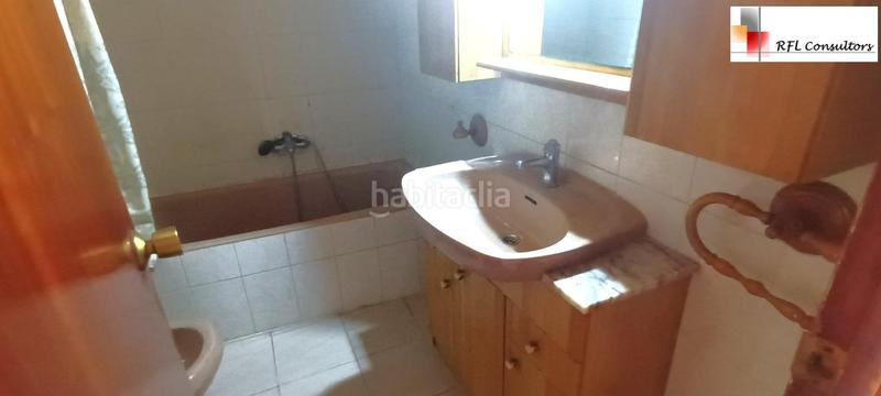 Foto b87d678f-f3cd-4484-984f-79ea6760d3aa. Masía centrica casa de pueblo con garaje y acceso por dos calles en Torreblanca