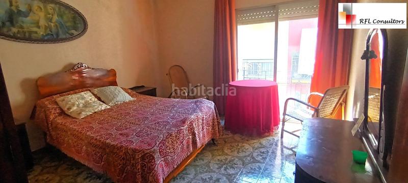 Foto f9fc5ffb-8e93-4d12-9fd3-25d53d8f8f9c. Masía centrica casa de pueblo con garaje y acceso por dos calles en Torreblanca