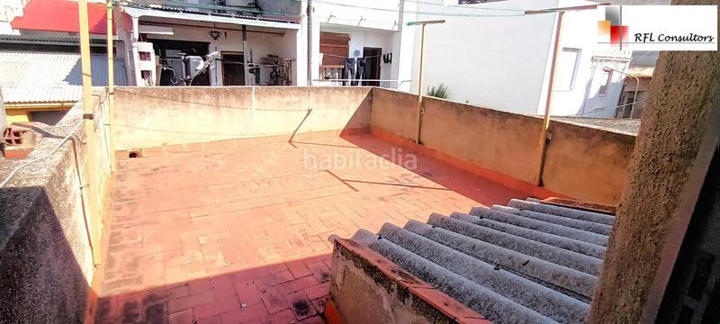 Foto fe18ab4c-b920-4e33-be83-f58b7b6de3f0. Masía centrica casa de pueblo con garaje y acceso por dos calles en Torreblanca
