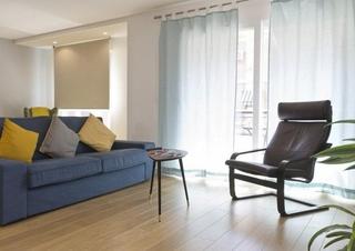 Location Appartement  Calle burgos-bda cuatro santos. Piso amueblado recién reformado