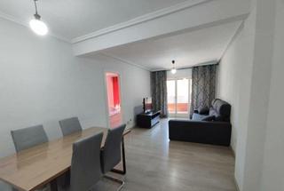 Miete Etagenwohnung  Calle luna la