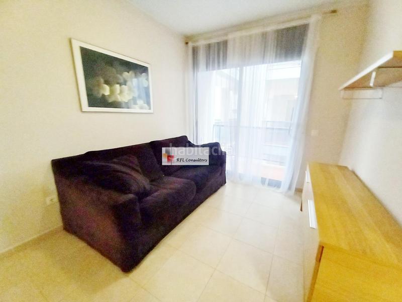 Foto f3e3d91b-fdf2-43ba-9b1e-d2cb86910d8e. Piccolo appartamento con parcheggio piscina in Ampolla (L´)