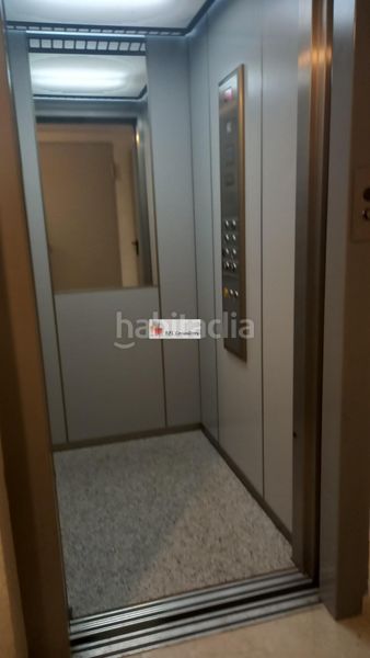 Foto 5b8080ed-05ff-4829-81b2-9047e4ae9936. Aparcament cotxe a Ampolla (L´)