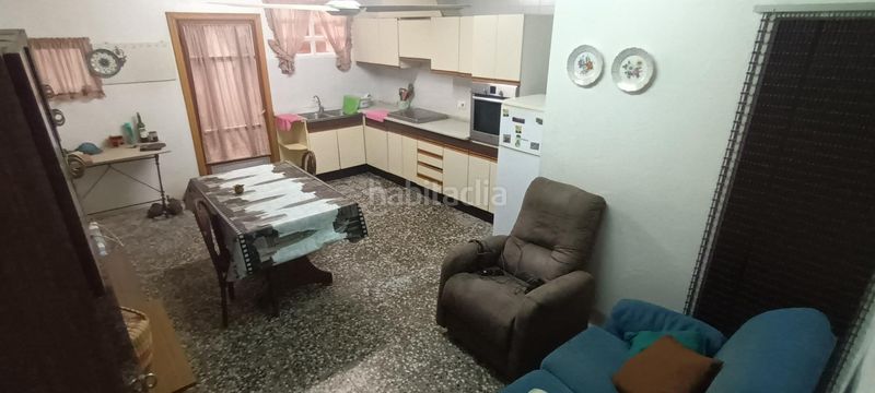 Foto acaf9e8f-5da3-41a9-bd88-272b91ab9972. Casa adossada a Torreblanca