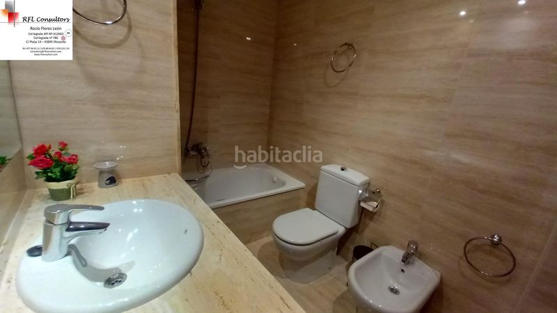 Foto daeb2fd4-ca12-47a1-8b32-5e24c6e43621. Apartament amb aparcament piscina a Ampolla (L´)