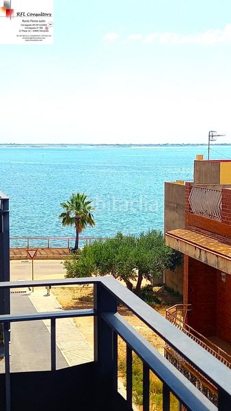 Foto bba7b034-d747-49b3-9ebd-4af334eb73c3. Àtic amb aparcament a Ampolla (L´)
