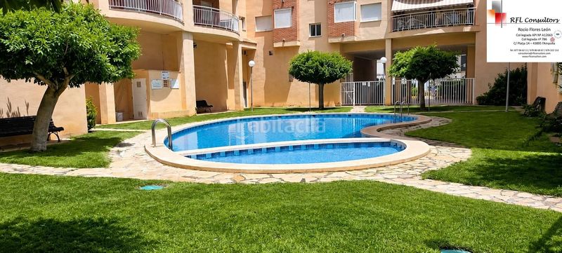 Foto eb5beb17-3bad-4ed8-8cc9-45afab10108c. Apartament amb aparcament piscina a Torreblanca
