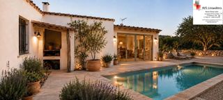 Masia a Alcossebre. Casa de campo en cap i corp
