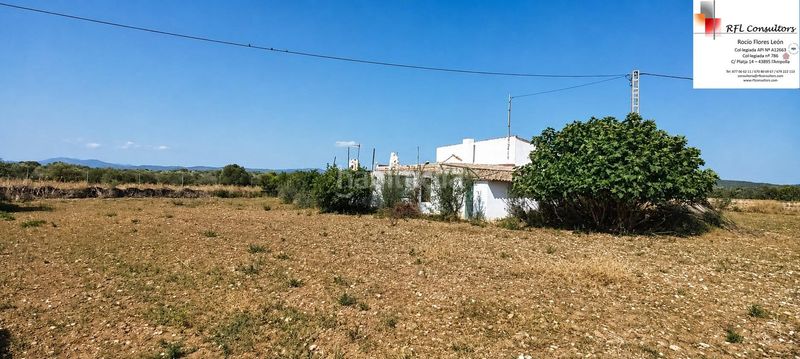 Foto b848571d-9b4f-4011-aa47-44a680505651. Masia amb aparcament a Alcossebre