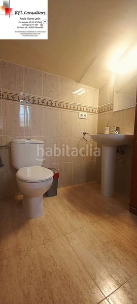 Foto 4ac4daa1-86e2-4676-897a-bdf7295b7c75. Lloguer àtic amb calefacció aparcament piscina a Ampolla (L´)