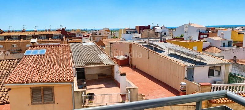 Foto 2cf1b86f-aced-47a7-b434-98b78084dfbd. Apartament amb aparcament a Torreblanca