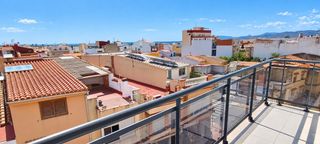 Appartement à Torreblanca. Gran piso con parking y trastero