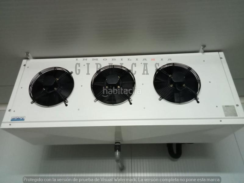 Foto 13817b00-3f4a-47ff-8db5-4f33c281152c. Capannone industriale in Mairena del Alcor