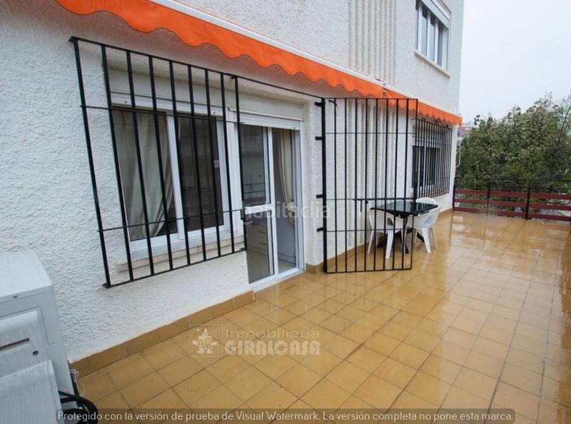 Foto acb9c47e-c289-4d26-ab33-0f54b881cf3a. Appartamento con parcheggio in La Carihuela - Los Nidos Torremolinos