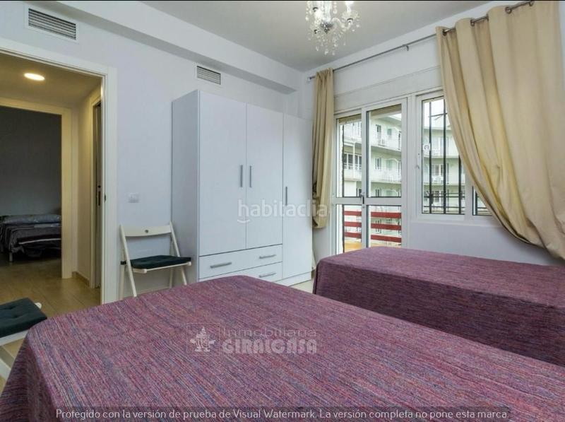 Foto dc0d1b9c-c490-4377-8e18-652d61b2a275. Appartamento con parcheggio in La Carihuela - Los Nidos Torremolinos