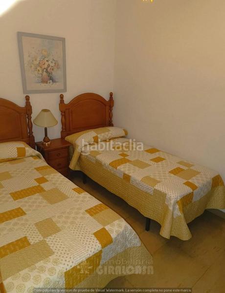 Foto 422781a6-84b1-4ebb-9e33-7b5a2e025ed5. Piso  en venta en la carihuela, 2 dormitorios. en Torremolinos