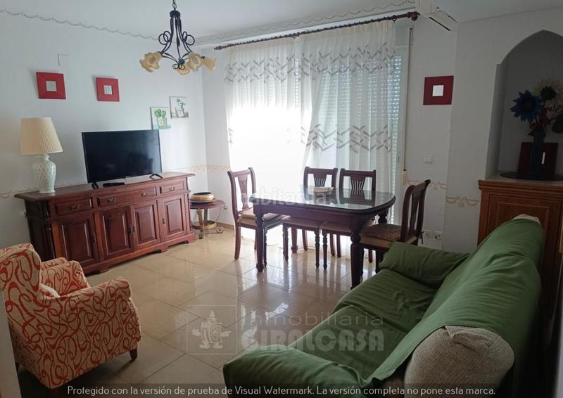 Foto c24b7556-19aa-4bcd-a85f-06efd2a62154. Piso  en venta en la carihuela, 2 dormitorios. en Torremolinos