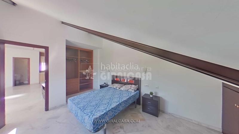 Foto 70514b88-366a-4707-915f-d1bc2c2e694c. Attico con parcheggio in La Paz Alcalá de Guadaira