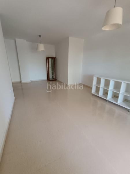 Foto a2082a1c-8070-4d45-92cf-daead048aadf. Piso  en venta en El Pinillo, 4 dormitorios. en Torremolinos