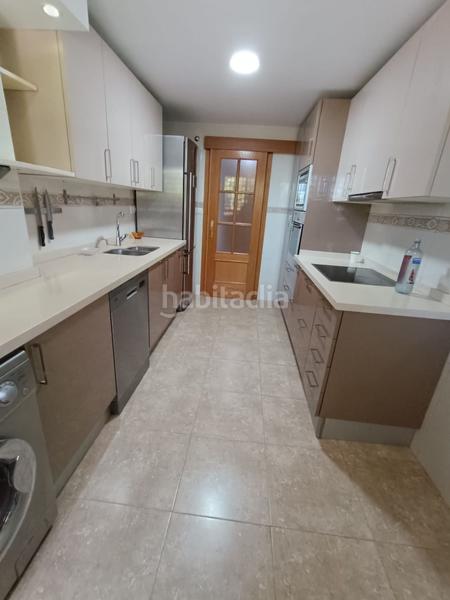 Foto c747aa25-7535-48db-bddb-efddd666072d. Piso  en venta en El Pinillo, 4 dormitorios. en Torremolinos