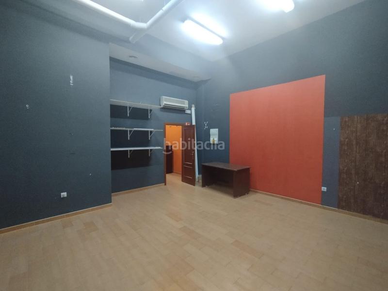 Foto 20cf3beb-f9ee-459a-99e1-40749b0af954. Alquiler local comercial local com. en alquiler , 3 despachos. en Mairena del Alcor