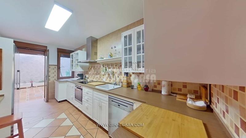 Foto 254da633-28ea-4316-ae68-ffc792633c52. Reihenhaus mit heizung parking in Mairena del Alcor