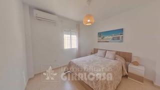 Maison jumelée à Mairena del Alcor. Adosado en venta en mairena del alcor, 3 dormitorios.