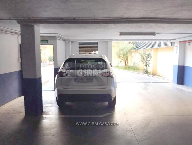 Foto 5276a670-2e04-4837-873b-3a8c68d633da. Aparcament cotxe a madueño de los aires 2 a Centro Alcalá de Guadaira