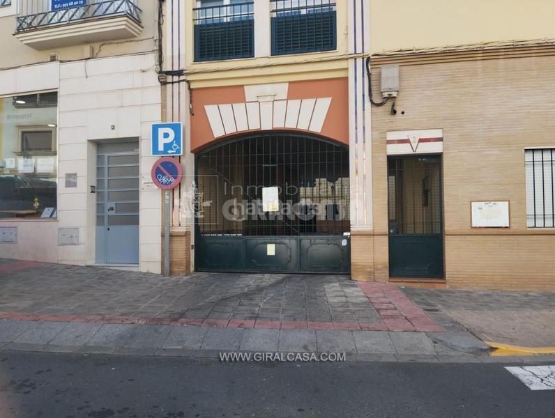 Foto 61012a7f-075c-4bdb-8e04-8404a06ecfad. Aparcament cotxe a madueño de los aires 2 a Centro Alcalá de Guadaira