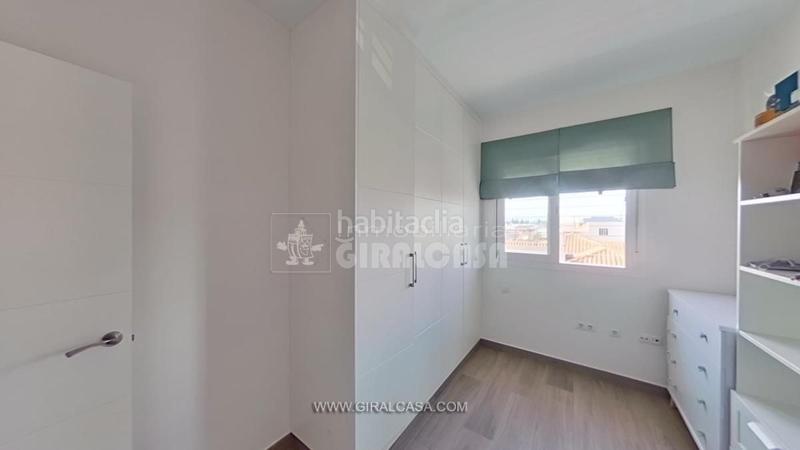 Foto 059bb804-3e5b-4629-9ca2-db55bf96da0d. Flat with parking pool in La Paz Alcalá de Guadaira