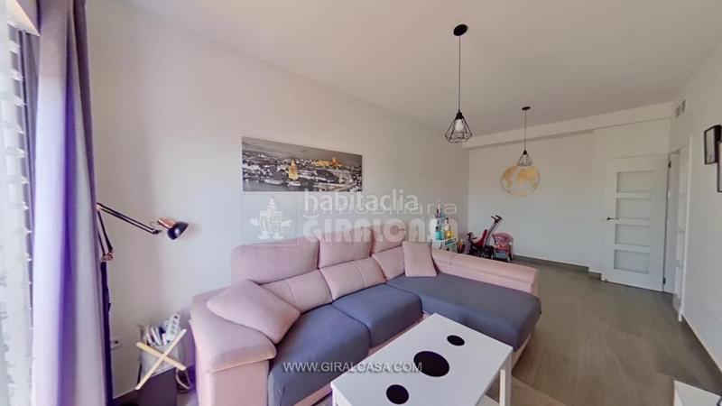 Foto 7ca26080-4649-4252-9a48-87d34f059ff0. Flat with parking pool in La Paz Alcalá de Guadaira