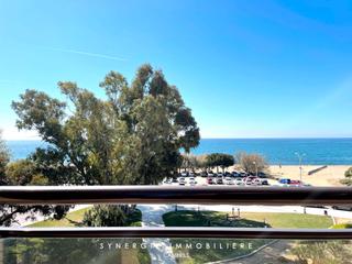 Apartamento en Passeig de sant joan baptista de la salle 37. Con vistas al mar