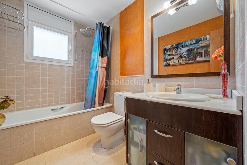 Foto 6aac4f2e-f3da-4308-b84c-94c81cc3fad4. Maison jumelée dans carrer del pla de l'era 63 dans Salou