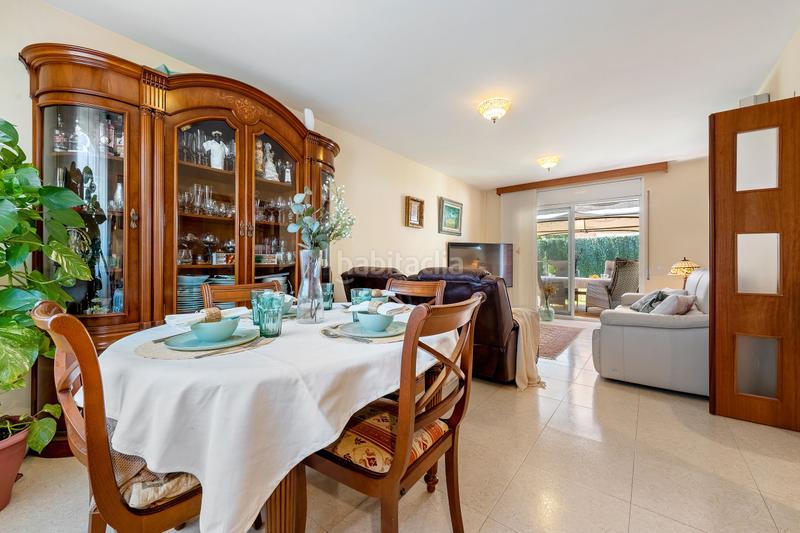 Foto 7b122ff0-2d51-40d7-886e-c1368f8d25ff. Maison jumelée dans carrer del pla de l'era 63 dans Salou