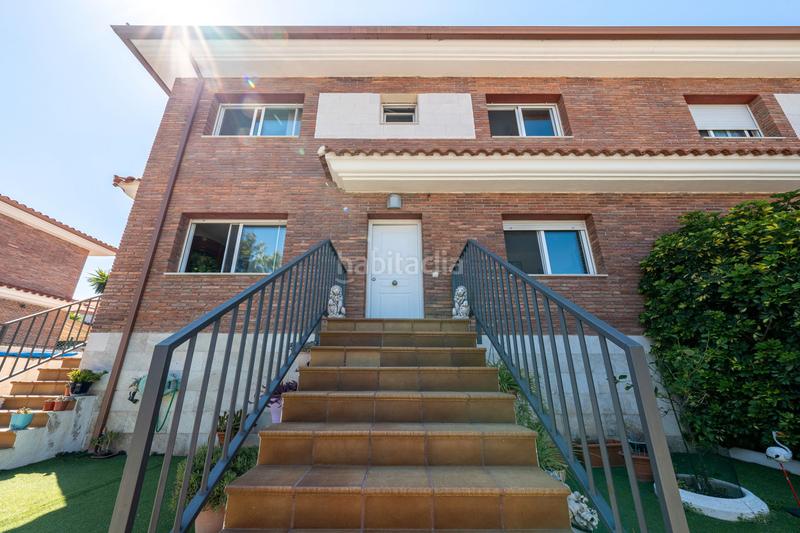 Foto fb045960-d720-4f07-b89f-2e74a8d0412a. Maison jumelée dans carrer del pla de l'era 63 dans Salou