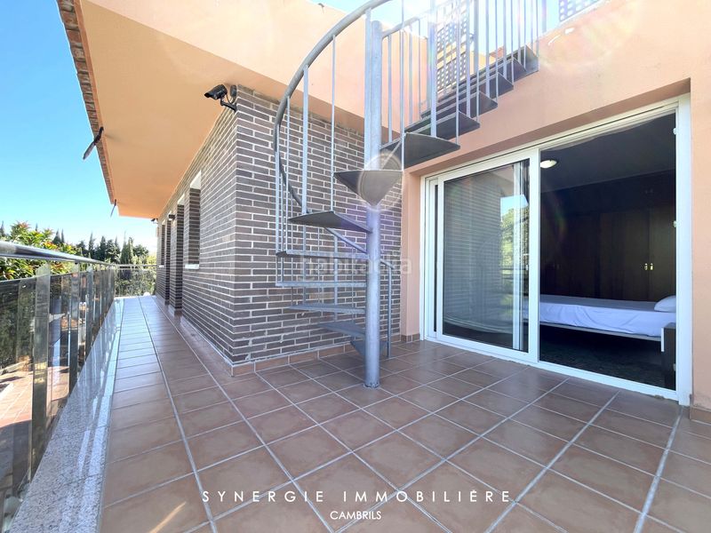 Foto 6880ffa3-47d9-434e-a95c-2d28c5146221. Casa amb xemeneia calefacció aparcament piscina a Cambrils