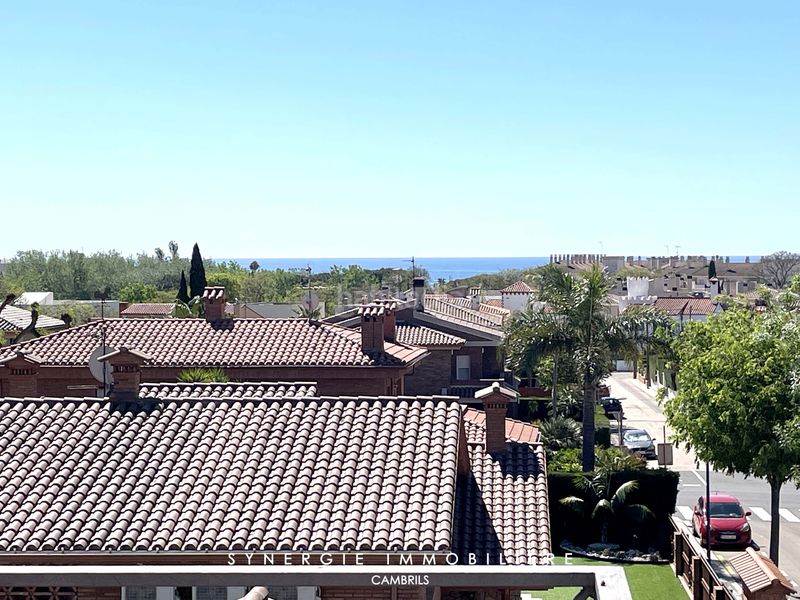 Foto f6bcaef1-21fe-4ffc-b2d2-866c3a1ac8b5. Casa amb xemeneia calefacció aparcament piscina a Cambrils