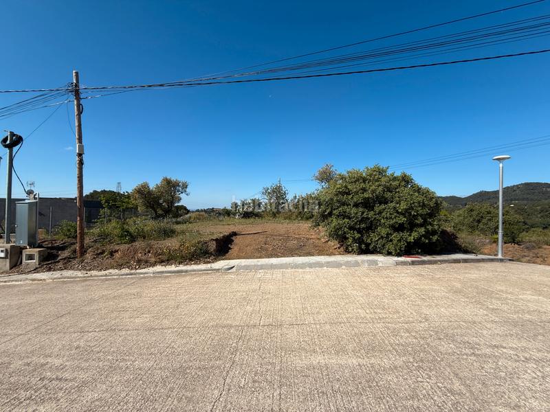 Foto 02619f20-09dd-4f3d-8488-e8f72e4aab03. Terreny residencial a carrer dels roures 11 a Castellvell del Camp