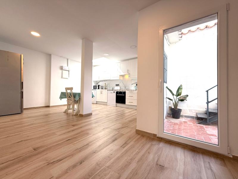 Foto 0342ca44-3201-4ea2-a442-6dbf32c9f378. Chalet con riscaldamento parcheggio in Passeig Marítim Miami Platja