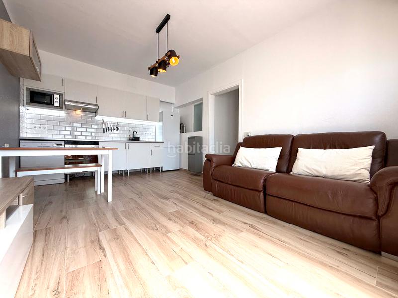 Foto 2371dbce-2a4b-43e7-a08c-69b0a543e752. Chalet con riscaldamento parcheggio in Passeig Marítim Miami Platja