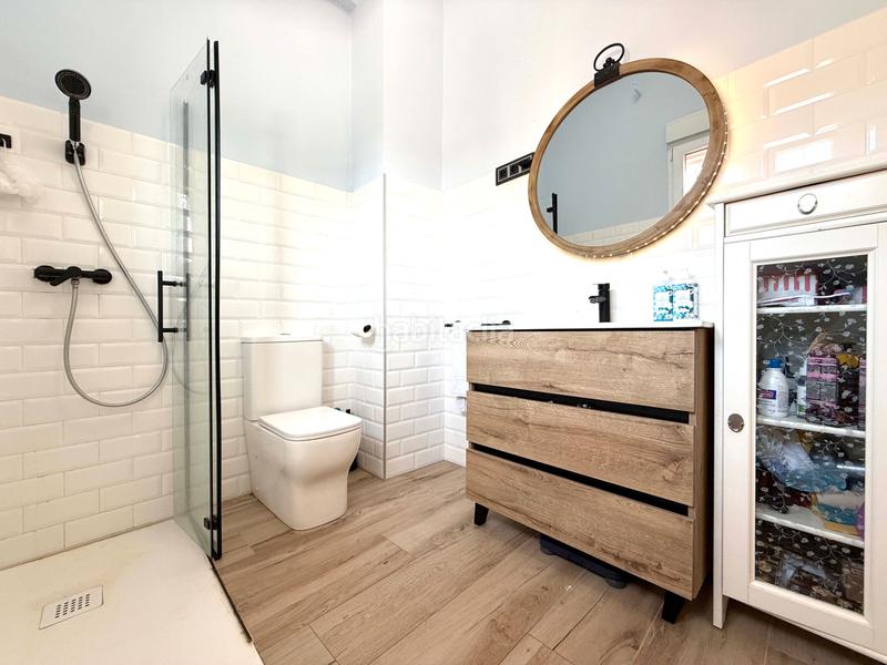 Foto 4decda2d-54c6-4ed1-9ca0-79e85d9f0cc2. Chalet con riscaldamento parcheggio in Passeig Marítim Miami Platja