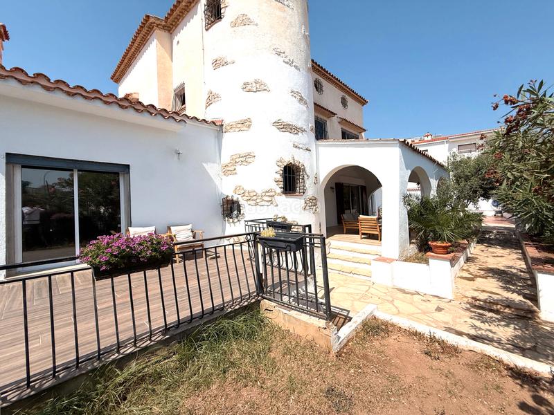 Foto 570732cf-2347-47c1-bce7-2667a88a1c05. Chalet con riscaldamento parcheggio in Passeig Marítim Miami Platja