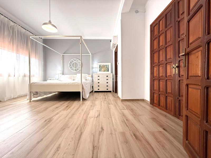 Foto 74f9619a-9843-4422-963d-0f7b641298c6. Chalet con riscaldamento parcheggio in Passeig Marítim Miami Platja