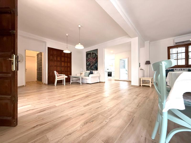 Foto 7e355045-4770-4694-8337-975b41902bac. Chalet con riscaldamento parcheggio in Passeig Marítim Miami Platja