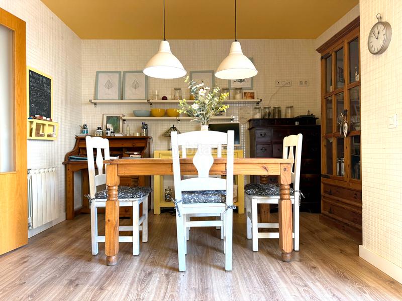 Foto c7e81730-5e45-4051-842b-83202b6c69b7. Casa adossada amb calefacció aparcament piscina a Reus